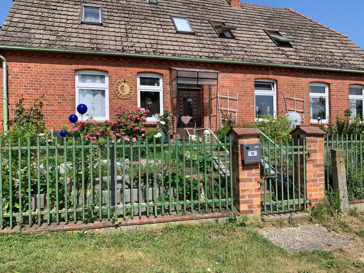 Das Haus Am Teich Besitz Exterior photo